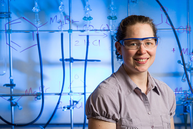 Colleen Munro-Leighton is a chemistry professor at Elmhurst University.