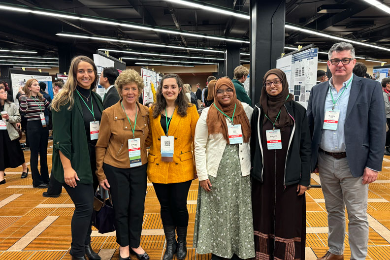 3 Honors Students Present Work at National Conference
