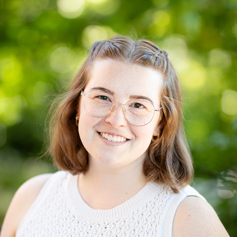 Jenny Yount, Elmhurst University