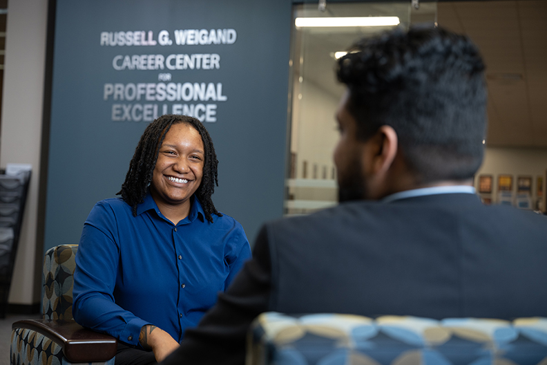Elmhurst University, Career center, advisor, Elmhurst Univerity Career center, student teaching
